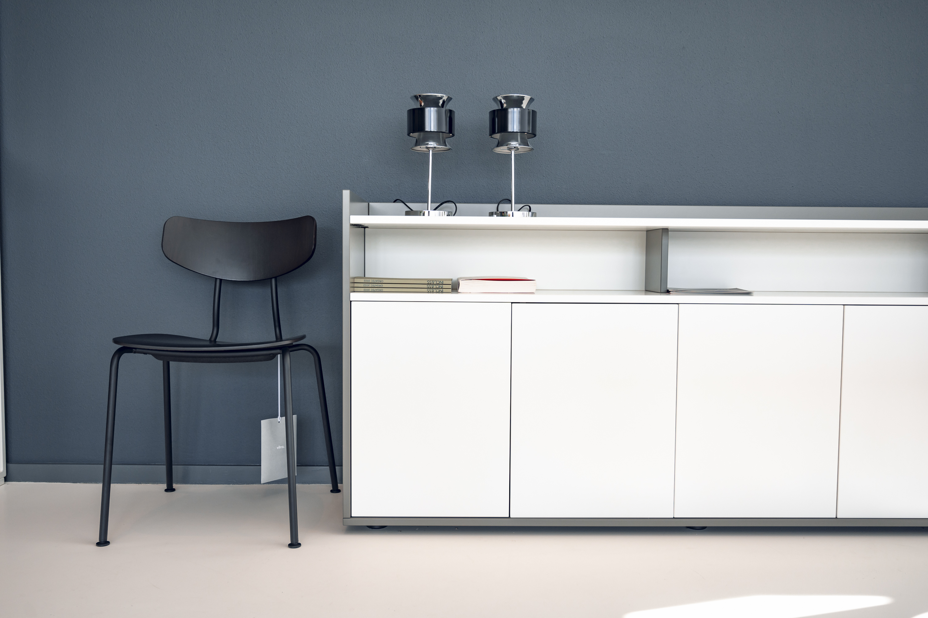 Sale Oving Projectinrichting Kantoor Zorg Horeca Twinform KDK dressoirkast