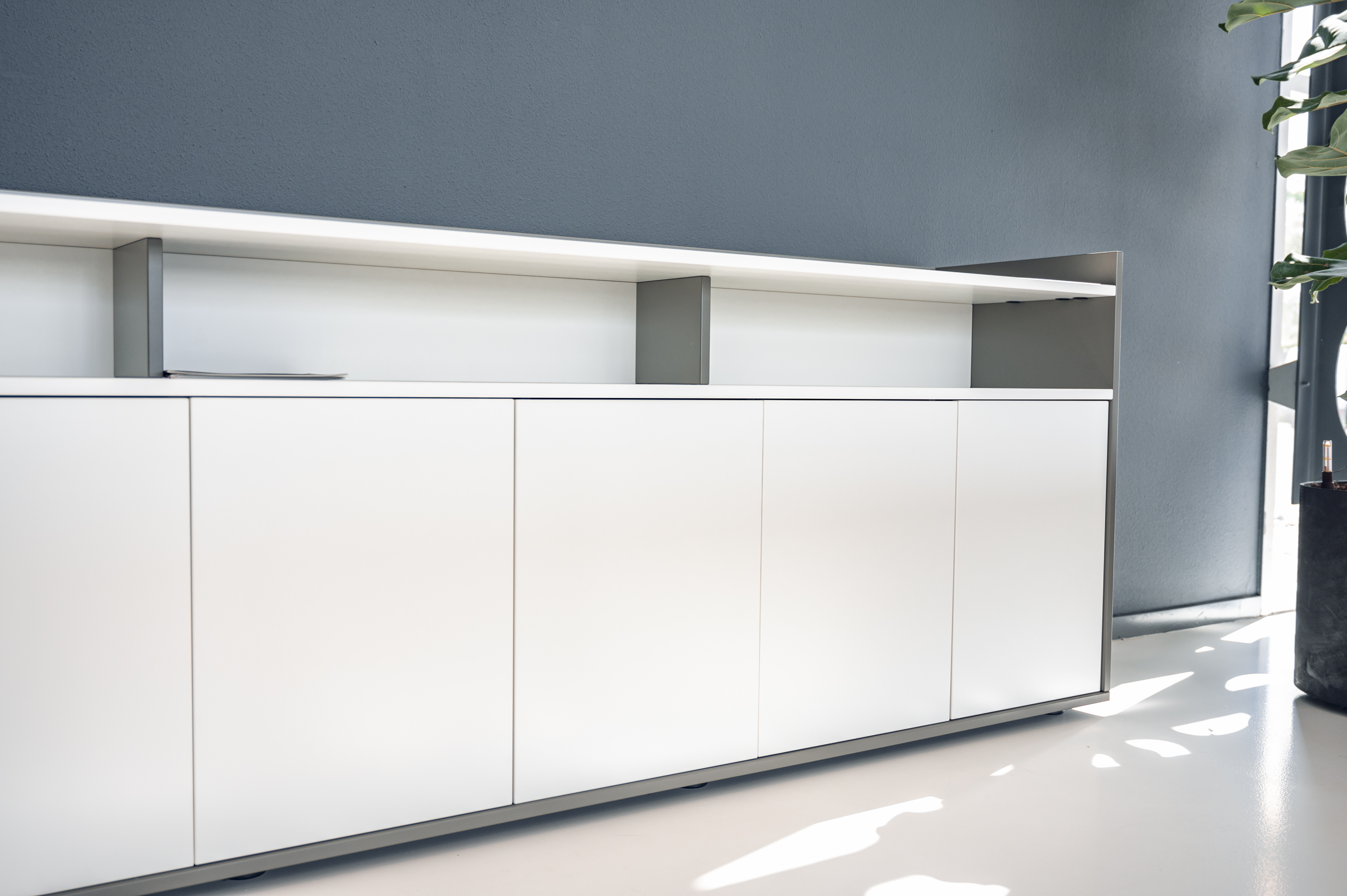 Sale Oving Projectinrichting Kantoor Zorg Horeca Twinform KDK dressoirkast