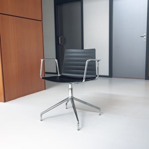 Andreu World Flex High Back Chair