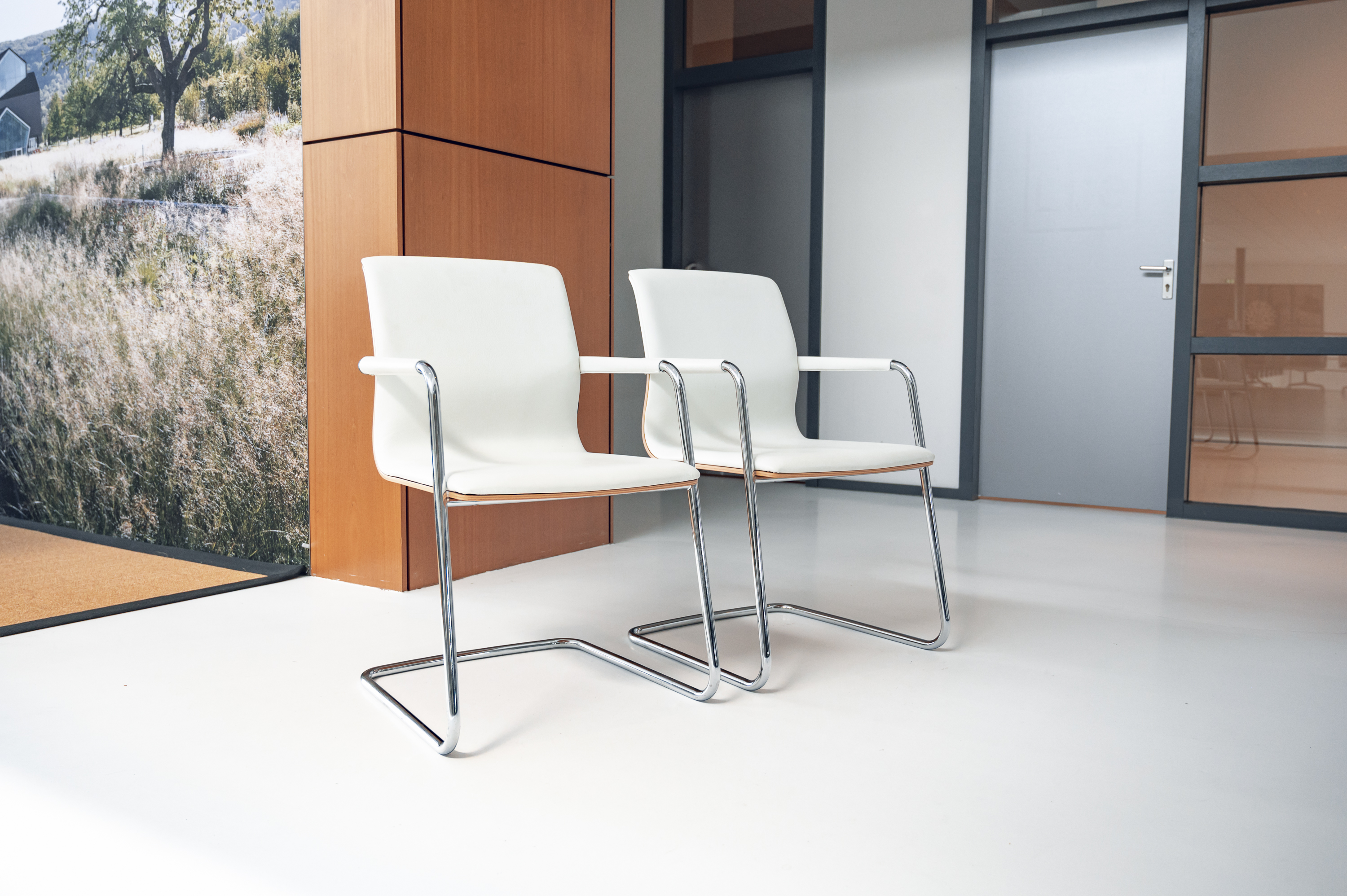 Sale Oving Projectinrichting Kantoor Zorg Horeca Martin Stoll Freischwinger