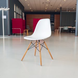 Vitra Eames Plastic Side Chair DSW