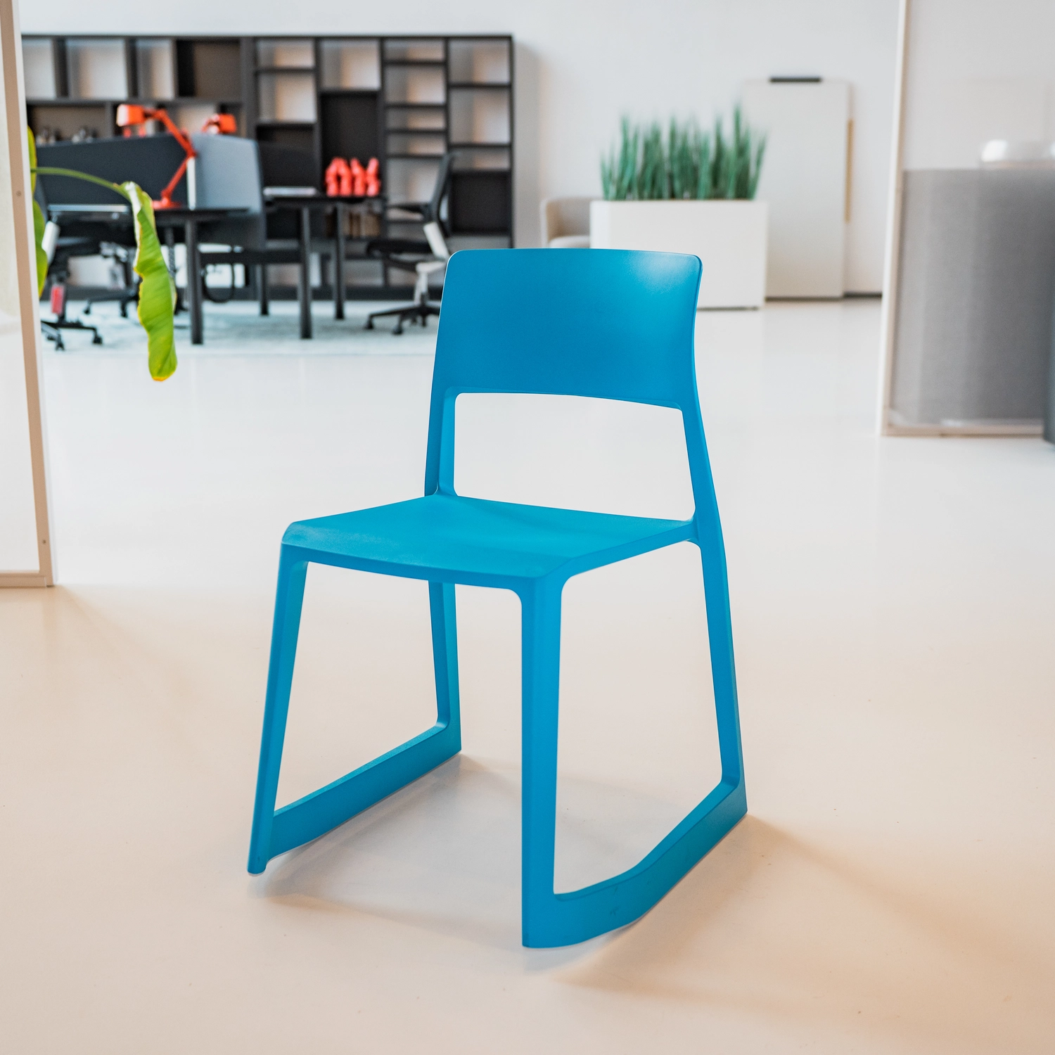 Vitra Tip Ton Blauw